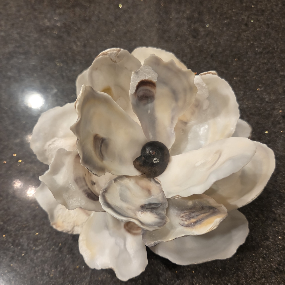 Handcrafted Oyster Shell Magnolia Flower - Picture 7 of 7